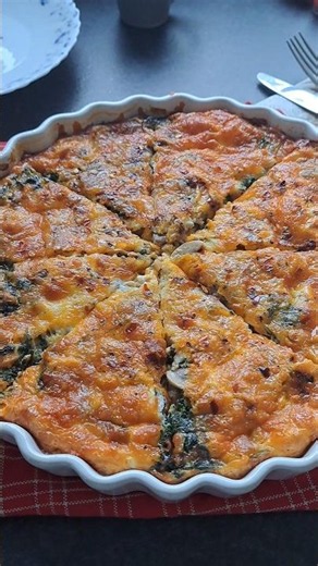 Crustless Quiche #recipe #quiche #quicherecipe #youtubeshorts #cooking