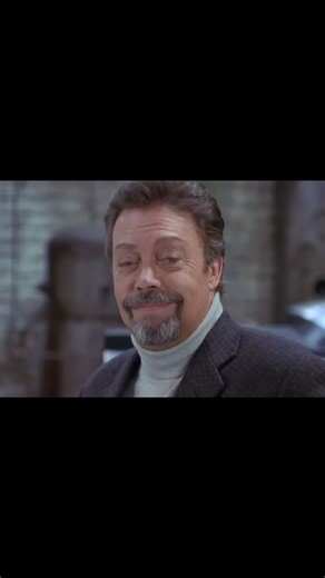 Humorous Moments in Scary Movie 2: The Handyman
