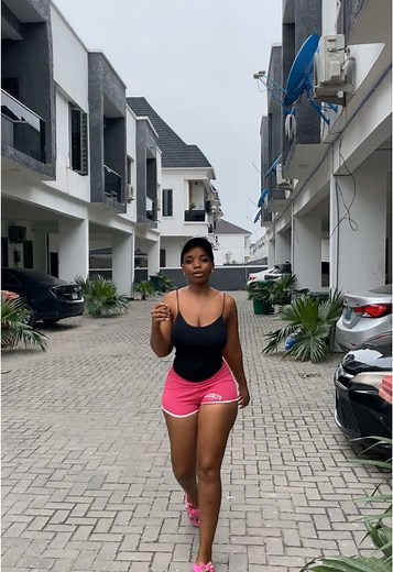 Understanding Security Guard Actions and Responsibilities