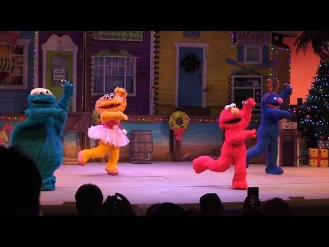 Elmo's Christmas Wish Live Sesame Street Show, SeaWorld Orlando