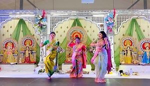 100K views · 3K reactions | Puja Performance ✨ #dance #groupdance #trendingpost #durgapuja #performance #stageshow #stageperformance | DanceLe by Arpita | Facebook