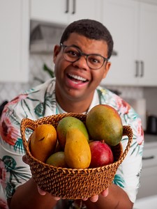 40K views · 2.1K reactions | Cut your mangoes easily 省 | USA TODAY Video | Facebook