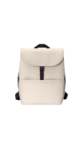 ライス|ミニマリスト | brand: @ucon_acrobatics model: Mion Mini Backpack 見た目はコンパクトですが、 不便さを感じさせない9Lサイズ。 素材は、リサイクル繊維から作られたレザー代替のハイテク素材。 上品な質感ながら、耐久性と防水性を備えていて、... | Instagram