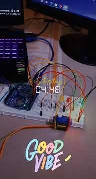 Fun with Arduino ✌🤞✨Servo Selecting LED | #led #shorts #youtubeshorts