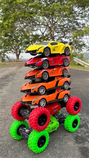 😂RC Hands operated 7️⃣ rc moka cars four wheel racing 🐺||