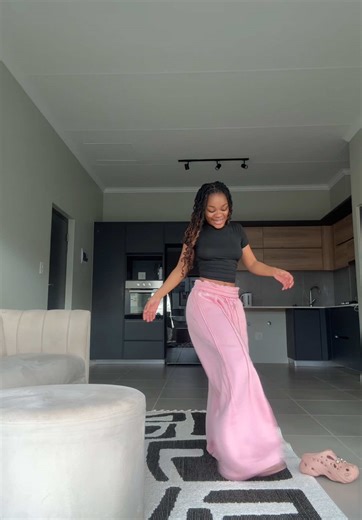 Not Too Late for Leigh Mag?