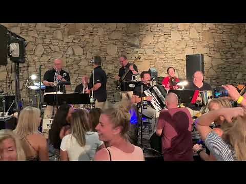 The Beat - LIVE - Dance The Night Away - 7 Springs Polka Fireworks 2019