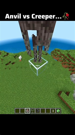 Anvil vs Creeper Moment #shorts #minecraft