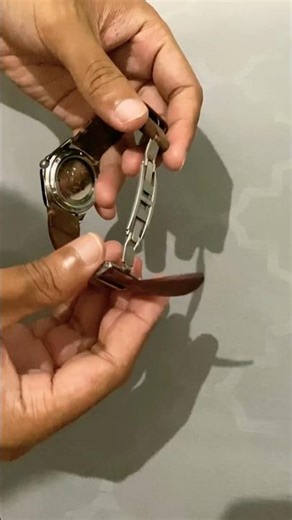 Buckle clasp deployment RM style