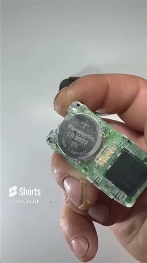 HOW TO CHANGE TOYOTA KEY BATTERY