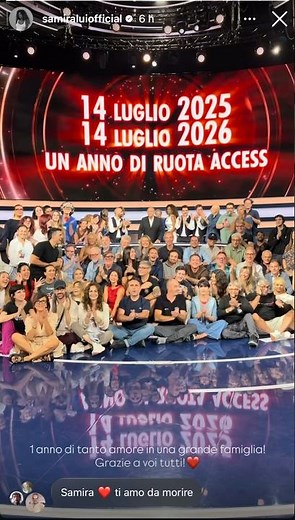 Gerry Scotti, Samira Lui e la loro squadra celebrano 1 anno di Ruota della Fortuna