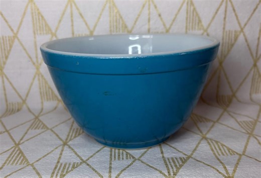 Vintage Pyrex Blue 401 Nesting Bowl - Etsy
