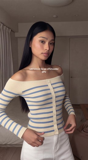 Chic Off-Shoulder Striped Casual Top