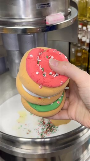 215K views · 68 reactions | When should I buy my slime for Christmas gifts?  Peachybbies.com restocks Friday at 7pm EST! ✨ | Peachybbies Slime Shop | Facebook