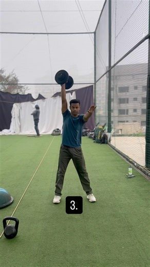 Stop overcomplicating your gains. 🛑 You only need these 5 movements to buid a solid foundation!