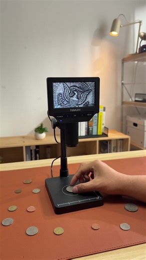 This is the world’s first weighing microscope for coins. #tomlov #giftideas #magnifyingglass #magnifer #microscope #adults #coin #coincollection #coincollecting #jewelry #1255