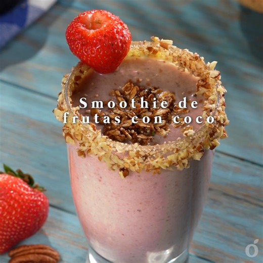 872 reactions · 130 shares | Colores vibrantes, aroma tropical y sabor irresistible  Así es este smoothie de frutas con coco que preparamos con Coconut Original Calahua: de origen vegetal, elaborada con pulpa natural de coco, sin lactosa ni azúcar añadida y sin colorantes ni aromatizantes artificiales. Calahua Receta: https://bit.ly/4fYq3n0 | kiwilimón | Facebook