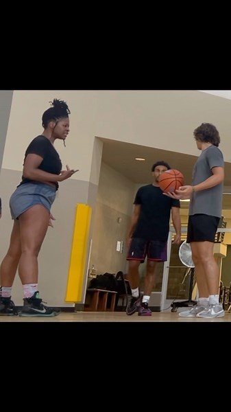 Angenay | Another session. Another lession . . Rate the defense | Instagram