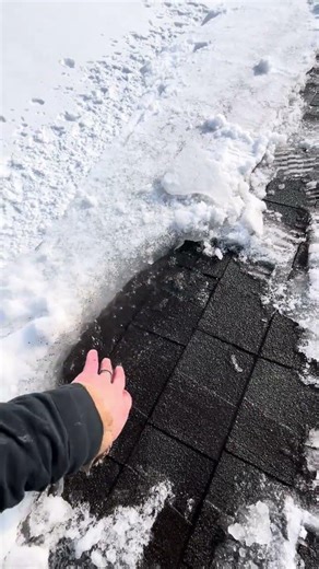 Perfect visual example of how and why ice dams cause leaks!