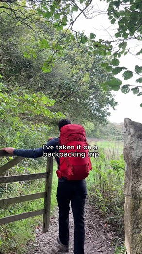 Whether you're hauling gear into the alpine, cragging with a full rack or bikepacking solo, this pack is faster, stronger and lighter than ever 🦅 #OspreyPacks #Adventure #Hiking #Outdoor #Happiness Talon Pro 40 | Outdoor Adventure Gear | Lightweight Backpack | Osprey Europe