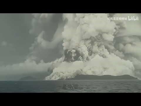 The Power of Volcanoes: A Collection of Eruptions