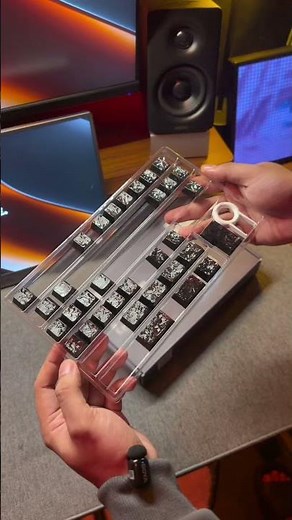 XVX Carbon PBT Keycaps