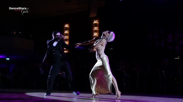 【国标舞•创意】Arsen Agamalyan & Oksana Vasilyeva DanceStars Gala Düsseldorf 2017