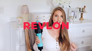 La potencia de una secadora y la versatilidad de un estilizador. Consigue el One Step Hair Dryer and Volumizer de Revlon a $43.98 en tu Supermercados ECONO favorito. Válido hasta el 2 de diciembre de 2020. shopper.superecono.com | Supermercados Econo