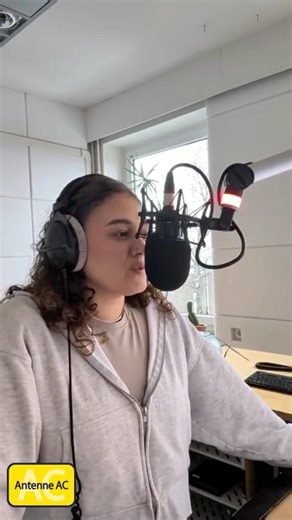 Antenne AC on Instagram: "Antenne AC gibt’s jetzt auch auf DAB+! Und wenn du noch das passende Radio dazu brauchst, haben wir da was für dich! Teufel Boomster Radios im Wert von 350 Euro! 👉 So machst du mit: Schick uns ein Foto von deinem alten Radio per DM oder über Whatsapp an die 02405/42560 und sichere dir so die Chance auf ein brandneues DAB+ Radio. 🔄 Aus alt mach neu. Radio tauschen, Lieblingssender behalten! 🎁 Präsentiert vom @autohausrudolfsazma Viel Glück 🍀 #antenneac #städteregiona