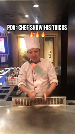 Chef show his tricks PT. 3 #hibachi #eggtricks #teppanyaki
