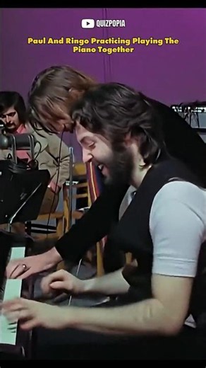 Paul McCartney & Ringo Starr Practicing the Piano Together 🎹❤️
