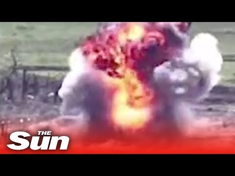 Russian tank explodes in massive fireball on the frontline