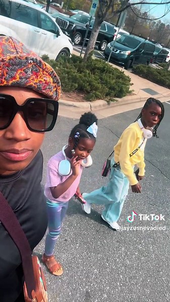 One of those spring break daze at Camp North Green! Ft Boo and Bean❤️🔥 #SpringBreak #CampNorthGreen #Clt #kidsoftiktok #kidsmatter Literally a great outing for the jits.. free too!!