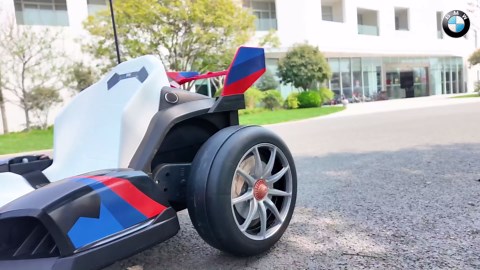 24V 9AH Electric Go Kart with Adjustable Seat, 7.5 MPH Drift Kart for Kids Age 6-12, 2 * 200W Motors, Drift Mode and 2 Speed, Licensed BMW (Grey)