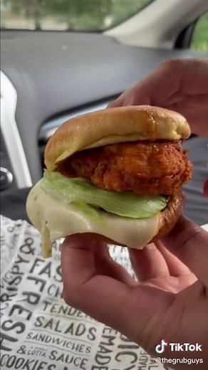 PDQ Grilled Chicken Sandwich Review | Top Food Review