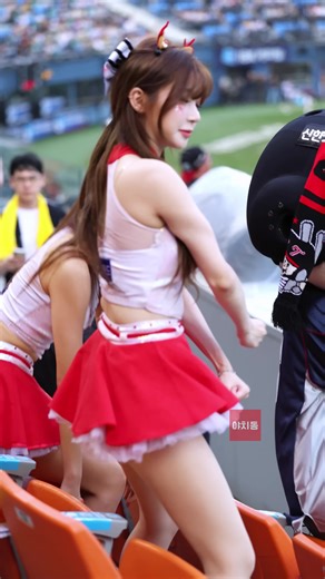 Lee Ju Eun 32 facebook.com/profile.php?id=61583530325993 www.tiktok.com/@lee.ju.eun32?_t=ZS-8zNhUgUlrKq&_r=1 Please give ❤️ Lee Ju Eun❤️ a sweet like or love and share ! #LeeJuEun #李珠珢 #이주은 #ai女神