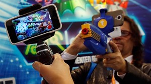 USA: students build hi-tech toys for disabled kids