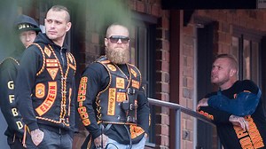 Bandidos bikies flock to suburban Melbourne hotel