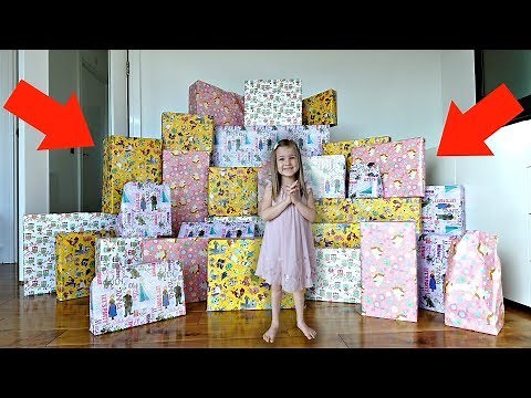 SIENNA'S HUGE BIRTHDAY PRESENT HAUL! | Family Fizz