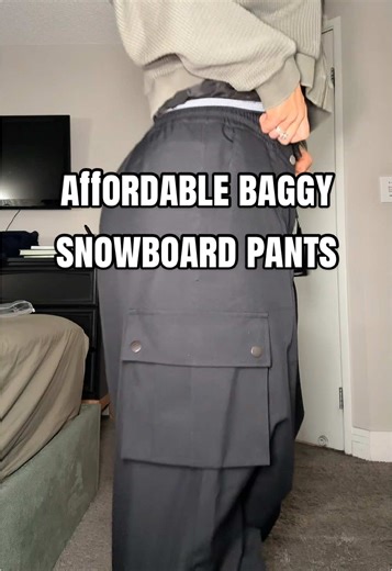Affordable Baggy Snowboard Pants for Stylish Snowboarding