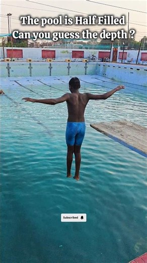 Guess the depth of this Giant Deep Pool 🏊🏻 #swimmingtips #swimmingpool #swim #deepwater