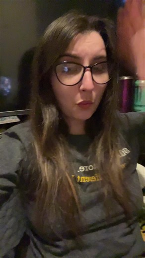 Rainbow lipgloss on TikTok