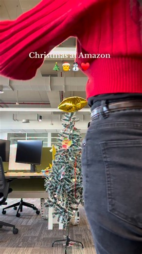 Darshana✨| mini world🪬 on Instagram: "Christmas at Amazon♥️🎄 . . . . . . . . . . . [christmas, Amazon, fun at work, Christmas at office,hobbies after work, software engineer, office, mini vlogs, Amazon, software developer, living alone, bangalore, big4, bangalore diaries, corporate, corporate diaries, corporate girlie, dailyvlogs, corporatehobbies, day1/x, work coffee, benefits at Amazon, first working day of the year, what to do after work, beet root hummus with broccoli steak] #day1s #workco
