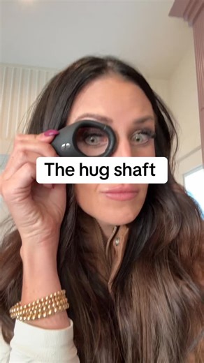 Cassidy Bybee | Intimacy and Wellness Coach | Drop bond for the details on this bedroom bestie #itscassidybybee | Instagram