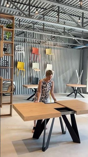 Ever wondered what a day in our showroom looks like? Here’s your sneak peek! 👀🏡 #mobilifiver