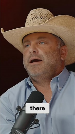 1K views | To keep your business afloat, fix bad reviews. Reach out to customers and offer a solution. Bad reviews can kill a business if they are not addressed. Do whatever is needed to win back the business. #business #customers #reviews #solution #success | The Wealthy Cowboy Show | Facebook