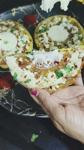 cheesy Besan chilla recipe😍 #shorts #tranding #vairalvideo #cheesechilla