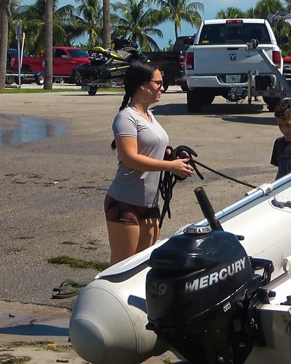 How To Launch INFLATABLE Boat Easily! Easy Inflatable Boat Launch: Miami Ramp Mastery! #boatramp #boating #boatlife #boatrampfails #jetski #trailer #trailerlift #trailercarry #legday #trailerassist #strikesagain #wegetit #smalltrailers #arehard #practice #smallmovements #openthetailgate #crazy #allday #everyday #onlyintheMIA #miami #miamibeach #miamidade #miamidadecounty #boynton #boyntonbeach #palmbeach #palmbeachcounty #southflorida | BoatSnaps