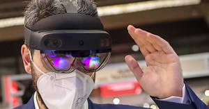 Microsoft’s metaverse is coming, and it will have PowerPoint