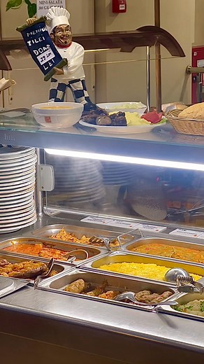 1.4K views | Ti-e pofta de mâncare buna ca la mama acasă ? Restaurant CITY ( complex Orizont 3000 ) Meniul nostru este la doar 29 lei❗️ ️ Servire la interior – te așteptăm într-un ambient plăcut și primitor.  Livrări la domiciliu – rapid și gustos, direct la tine acasă!  0728 424 841 ✔️ 0268 330 611 ✔️ | Cityfood | Facebook